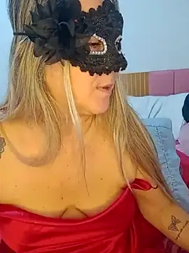 titiasexy online show from May 15, 10:23 pm
