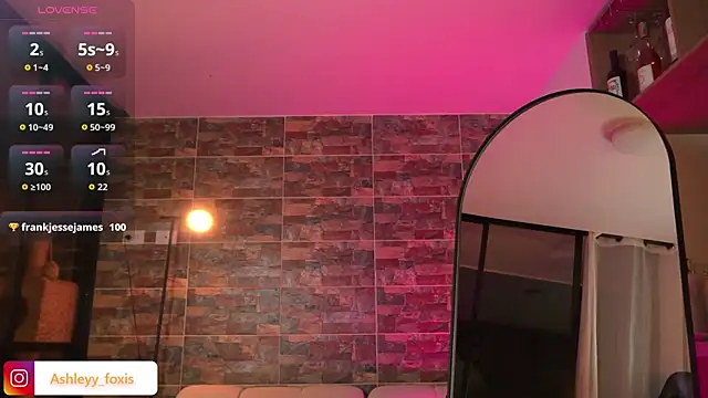 Ashleey Fox online show from November 11, 3:57 am