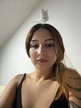 Mon Cherry online show from March 25, 12:38 am