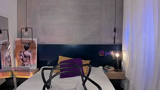  julietta online show from May 6, 1:04 pm
