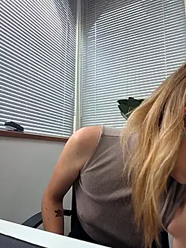 lucie mehott online show from May 19, 11:39 am