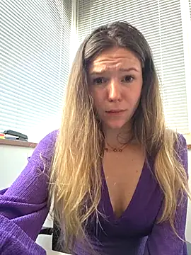 lucie mehott online show from May 7, 9:35 am