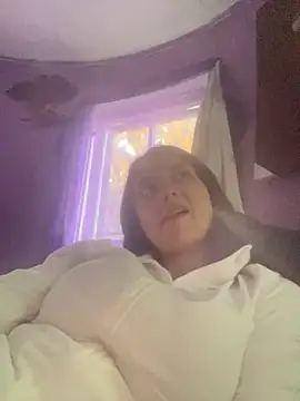 itzcheyduh online show from October 8, 11:09 pm