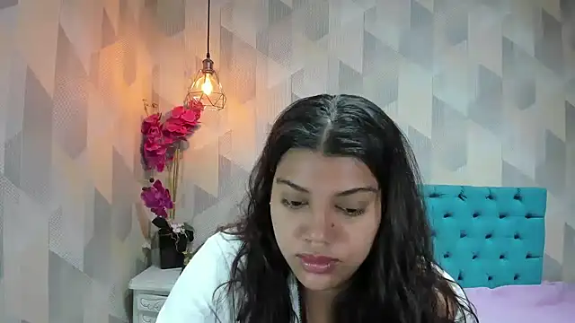 LindaBreeS online show from May 20, 2:36 pm