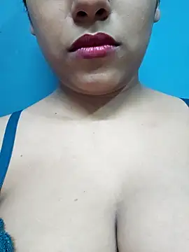 sexyindi couple online show from April 23, 2:41 pm