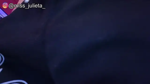 Julieta Russell online show from May 25, 11:42 am
