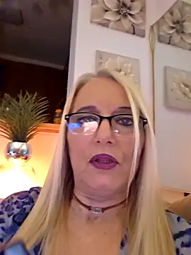 kikkastar online show from February 25, 9:13 pm