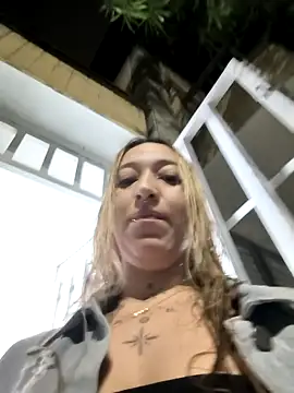 MollyCruz online show from February 2, 10:47 am