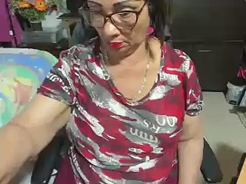 Mrs mommy  online show from October 14, 9:39 pm