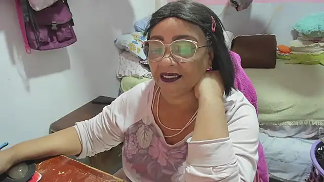 Mrs mommy  online show from April 5, 11:48 pm