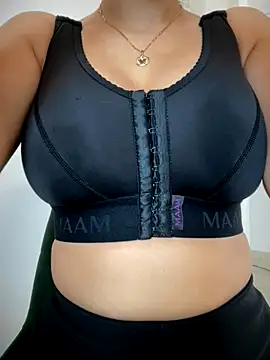 HotXMom online show from November 20, 7:20 am