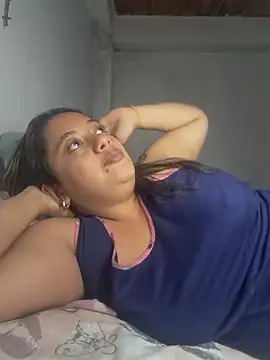  MaripossaSexy  online show from April 6, 4:01 am