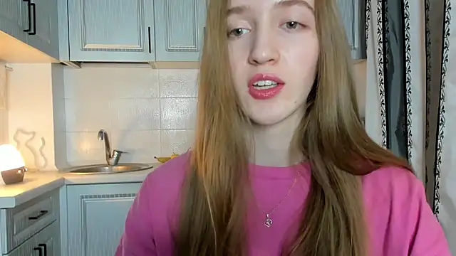 leslie my lovee online show from November 24, 7:38 pm