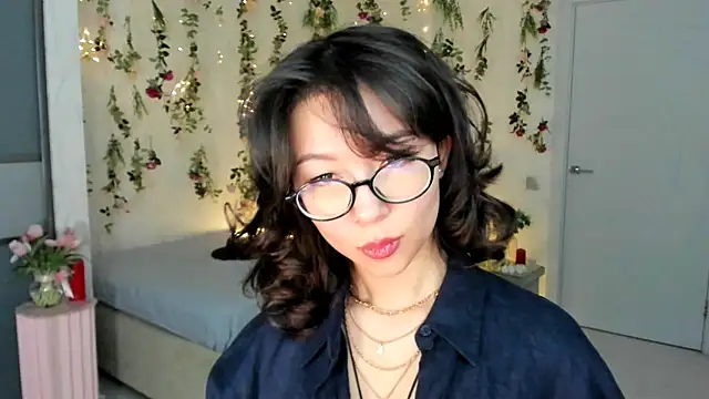 AgnieszkaBanana online show from May 13, 4:18 am