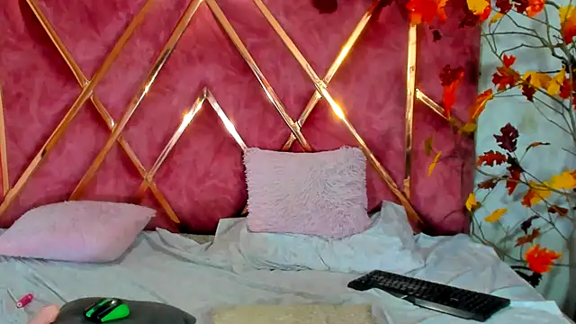 kattysanz1 online show from February 21, 9:10 am