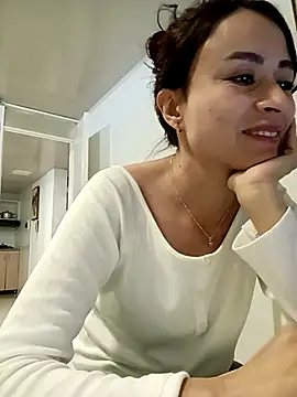 Snapshot of reme_ark23 chatting on September 29, 3:33 am reme ark23 online show from September 29, 3:33 am
