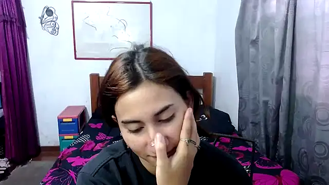 LadyMilk003 online show from September 30, 3:39 pm