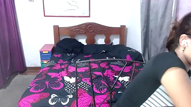 LadyMilk003 online show from October 7, 3:16 pm