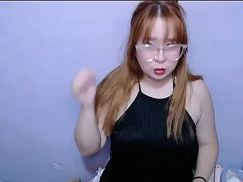 SubLayla01 online show from May 7, 6:11 pm