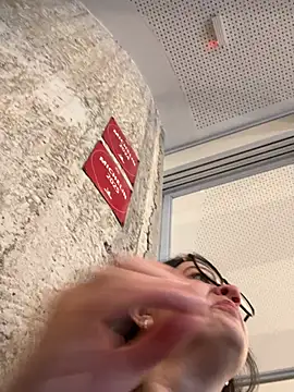 amooraaamoon online show from March 17, 2:10 pm