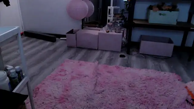 Hellen dumont online show from March 28, 2:11 am