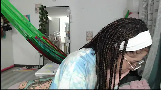 Hellen dumont online show from May 14, 2:17 am