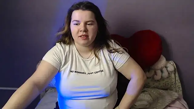 so shy online show from February 9, 7:43 am