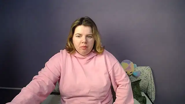 so shy online show from April 6, 6:14 am