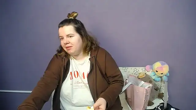 so shy online show from May 22, 7:06 am