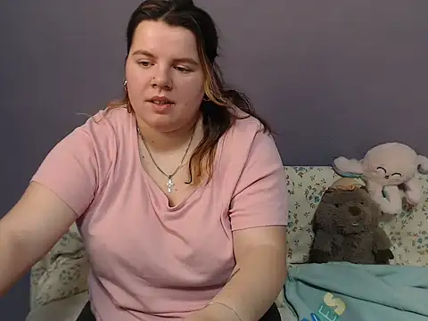 so shy online show from December 4, 9:22 am