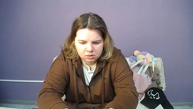 so shy online show from May 12, 6:32 am