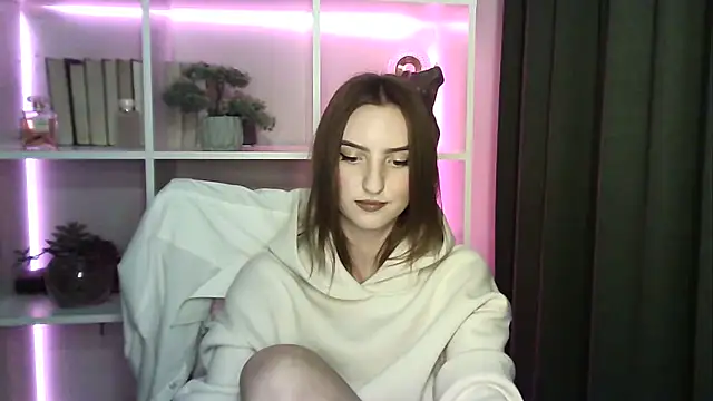 X Alisa online show from October 7, 6:56 pm