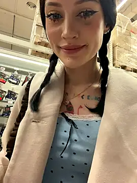 Melissa crazy online show from December 19, 3:37 pm