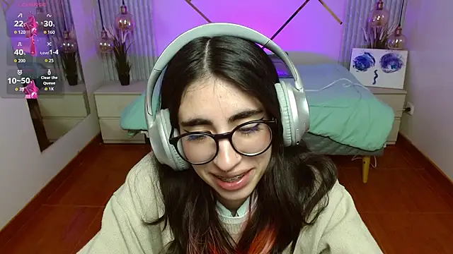 LenaRoses online show from February 24, 9:13 pm