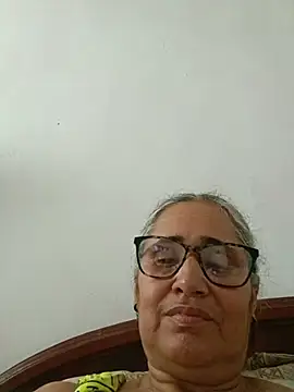  candi online show from May 17, 7:13 pm