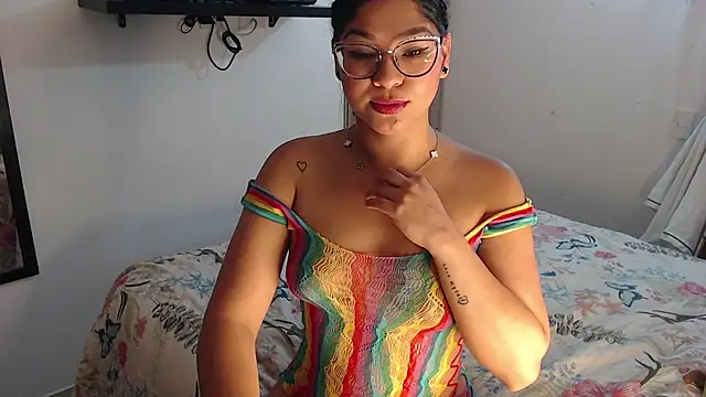 Prins jazmin online show from October 15, 10:40 am