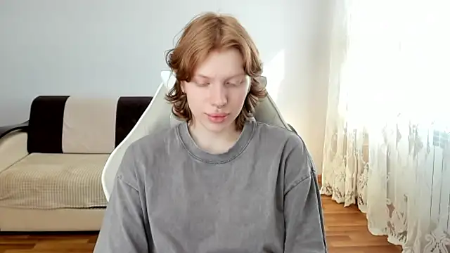 StellaDavis online show from April 1, 10:38 am