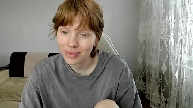 StellaDavis online show from May 17, 10:36 am