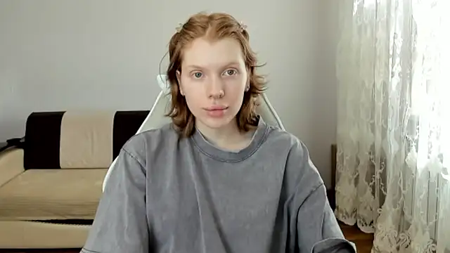 StellaDavis online show from May 4, 11:03 am