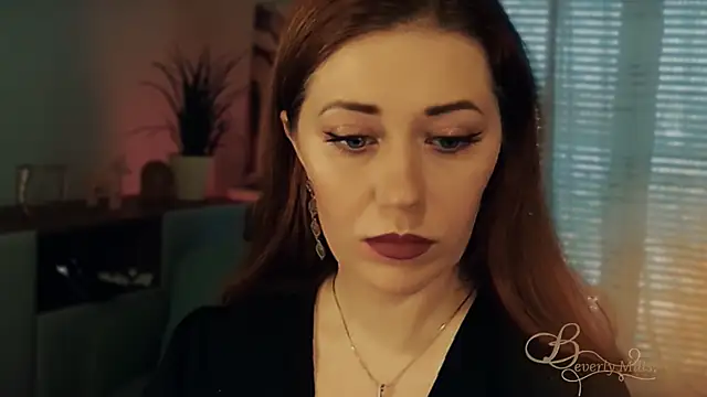 MissBeverlyMills online show from January 11, 7:57 am