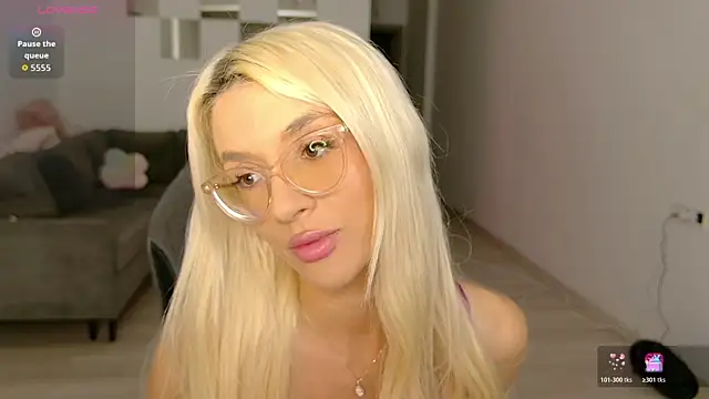 LovelyBianca online show from May 16, 7:24 pm