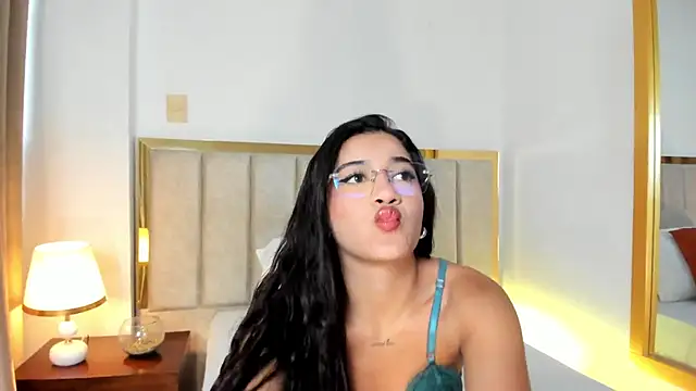LeaahCarter online show from September 23, 6:06 pm