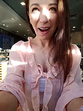 Brilliant-Queen1 online show from December 3, 12:02 am