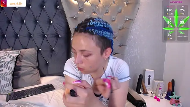 CaroFisher online show from April 8, 1:35 pm