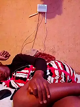 cute naimah online show from December 13, 7:53 pm