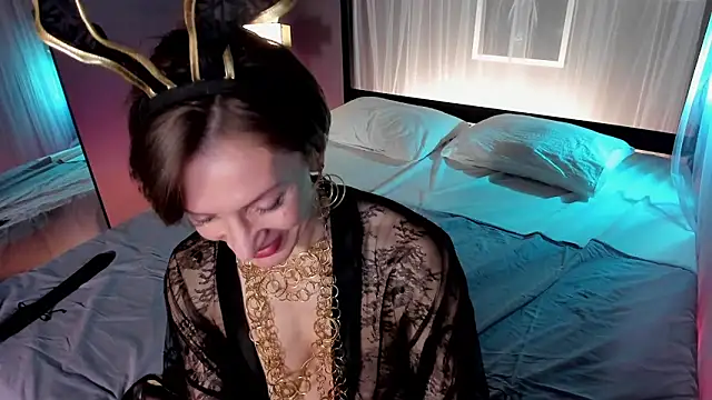 Dorothy Meyer online show from March 16, 2:25 am