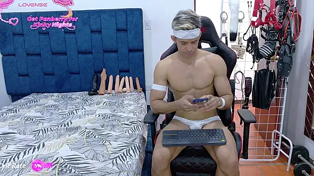 JoseRumbero26 online show from November 15, 6:42 pm