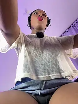 EmmaSanzz  online show from February 17, 12:04 pm