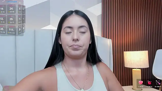 Julietasantos   online show from May 25, 6:51 pm