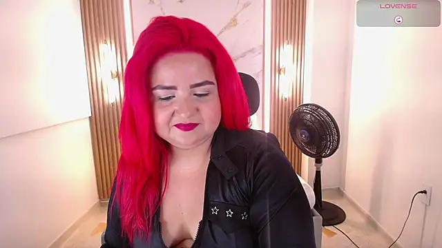 Mariana Rojas online show from May 6, 5:55 am